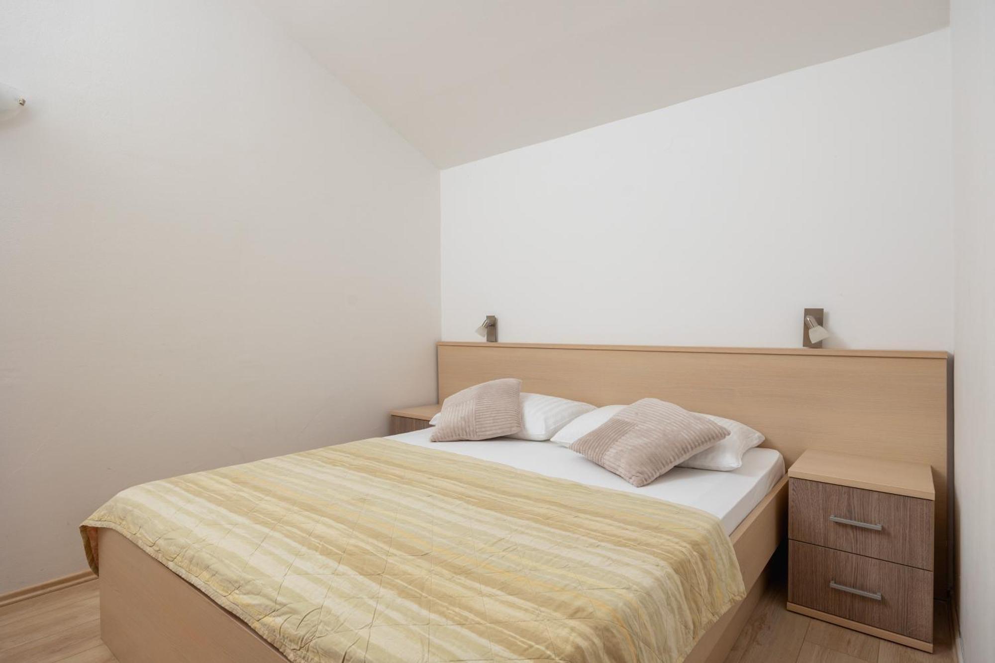 Premium Apartments - Lavica Beach Podstrana Ngoại thất bức ảnh